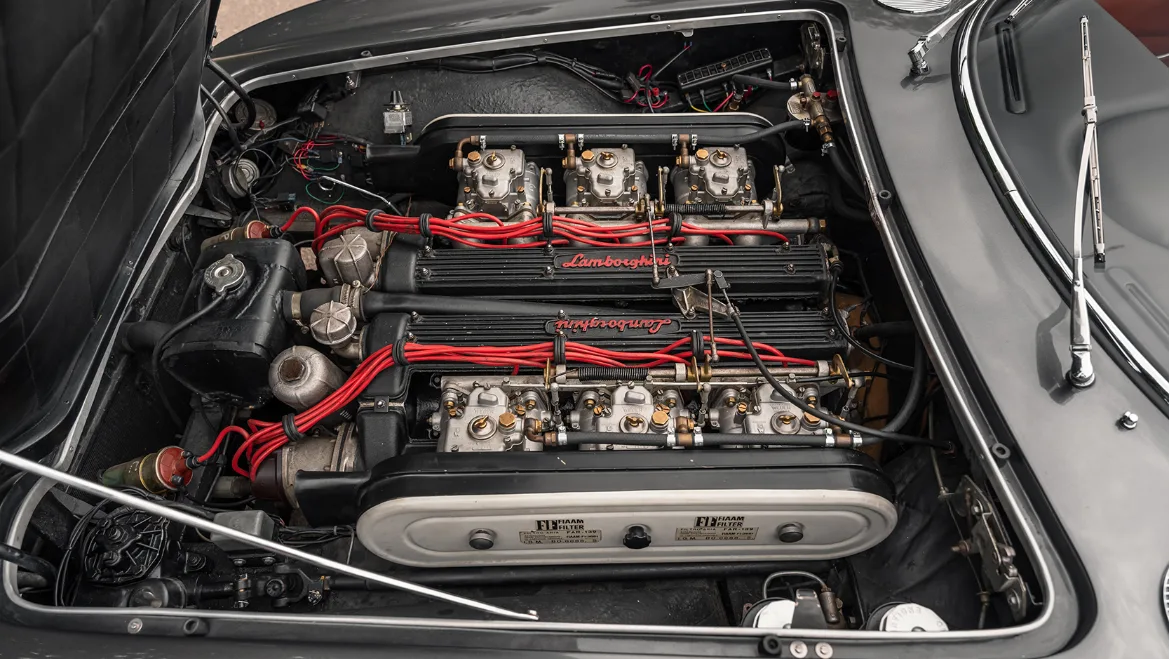 Lamborghini 400 GT 2+2